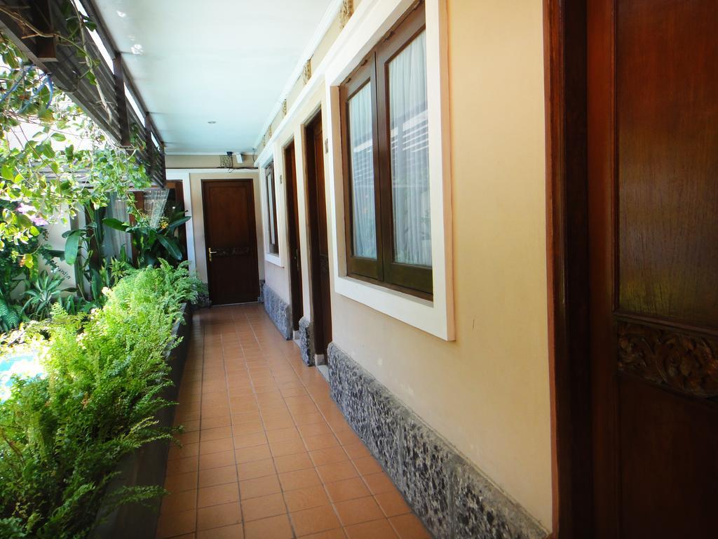 Balira Airport Hotel Kuta Lombok Exterior foto