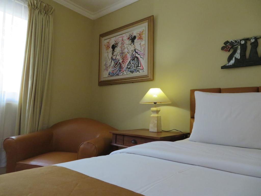 Balira Airport Hotel Kuta Lombok Exterior foto