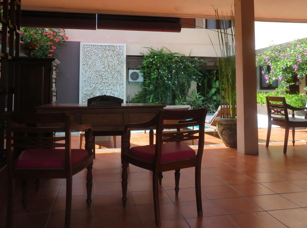 Balira Airport Hotel Kuta Lombok Exterior foto
